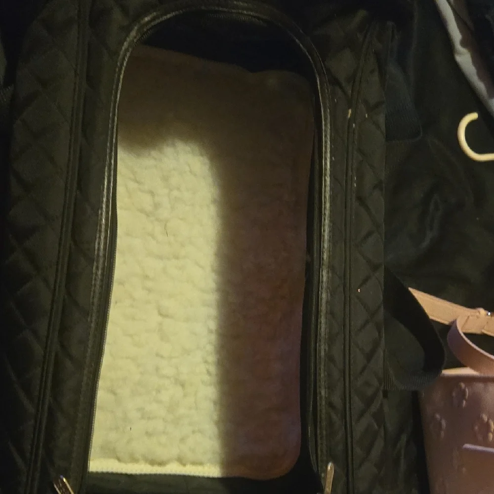 Sherpa Black Quilted Dog